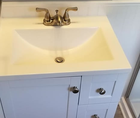 Remodeling Your Small Bathroom To Look Bigger